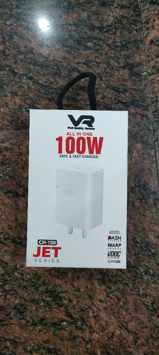 VR CH-100 Jet Series 100W Fast Charger image 2