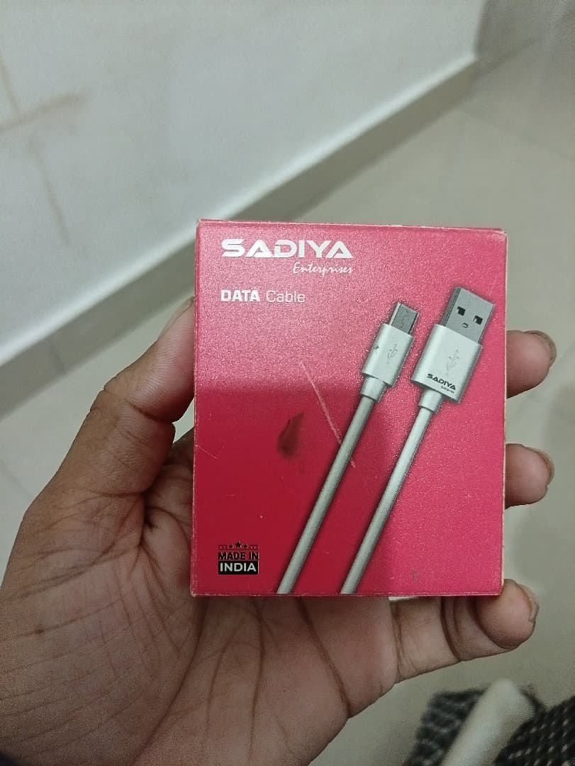 V8 Cable