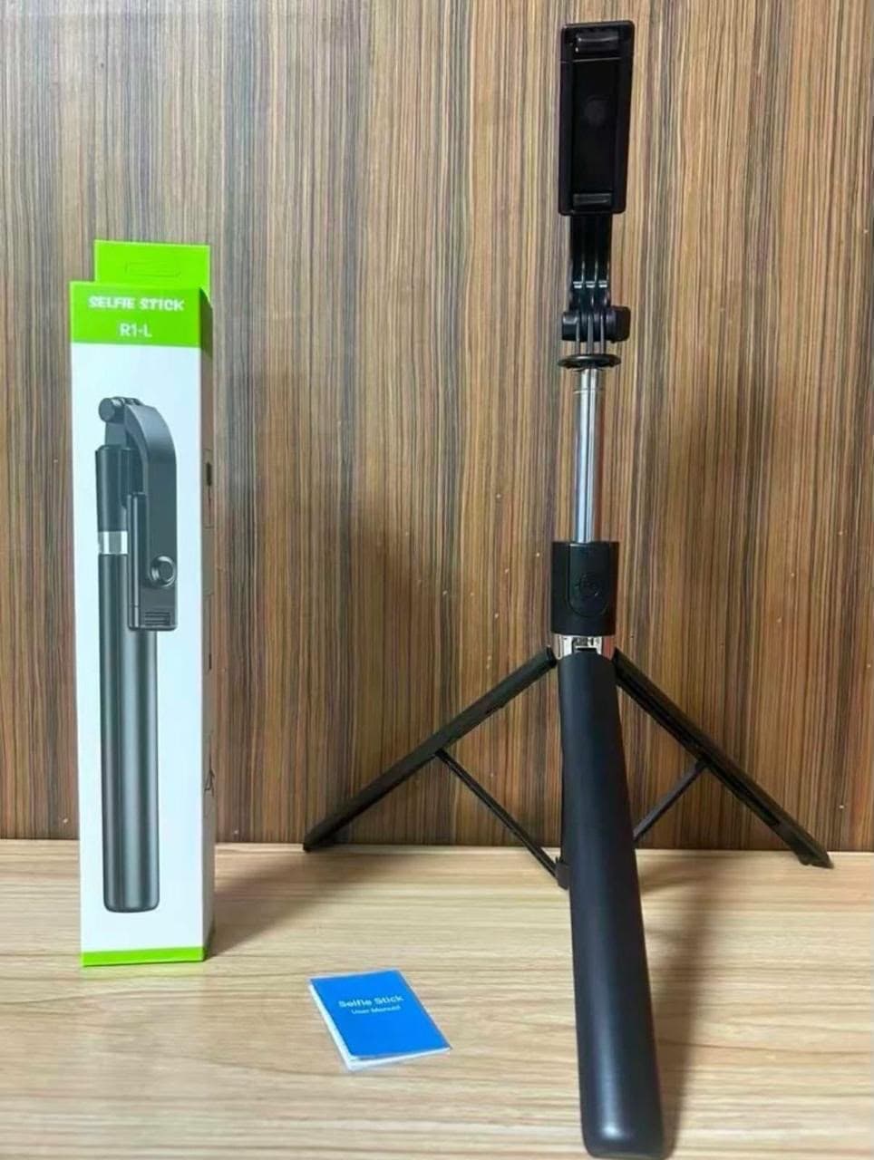 R1-L Bluetooth Selfie Stick Tripod